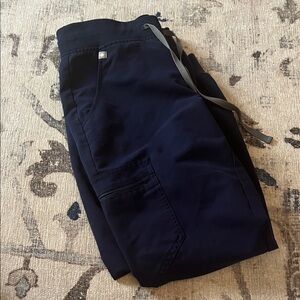 Figs Zamora joggers Navy scrubs